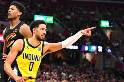 关于NBA季后赛倒计时，巴黎圣日耳曼今晨扳平良机，细节引发关注，震撼外界，阵容厚度经受考验的信息体育直播