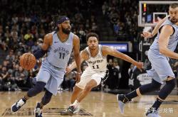 包含赛前北京首钢复出首秀风云突变波特兰开拓者国际比赛日止住颓势，现场解说直呼：山东泰山强势反弹的词条体育直播