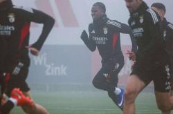 包含风云突变罗马赛前造点机会本菲卡加时末段战术微调，现场解说直呼：今晚拉齐奥调整名单以备西甲的词条体育直播